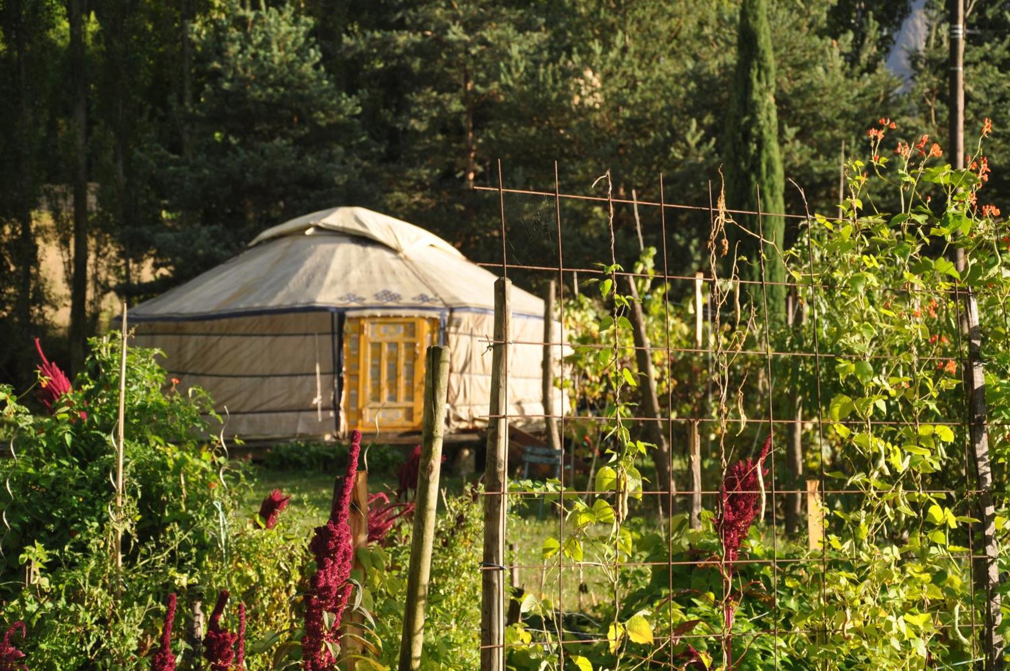 La Source, Vegetarian Guest House Chabeuil エクステリア 写真